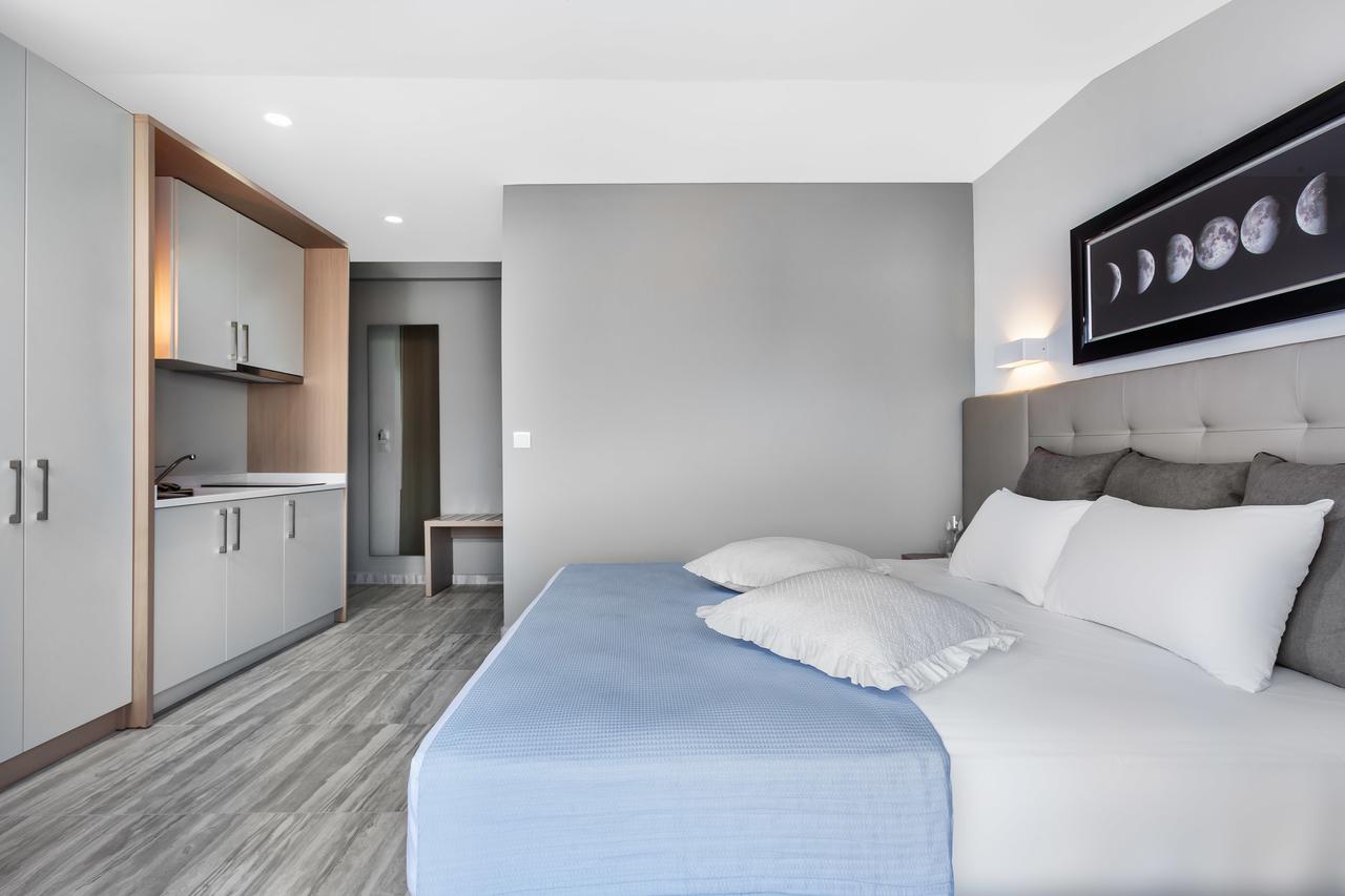 Nymphes Deluxe Accommodation 佩科霍里 外观 照片